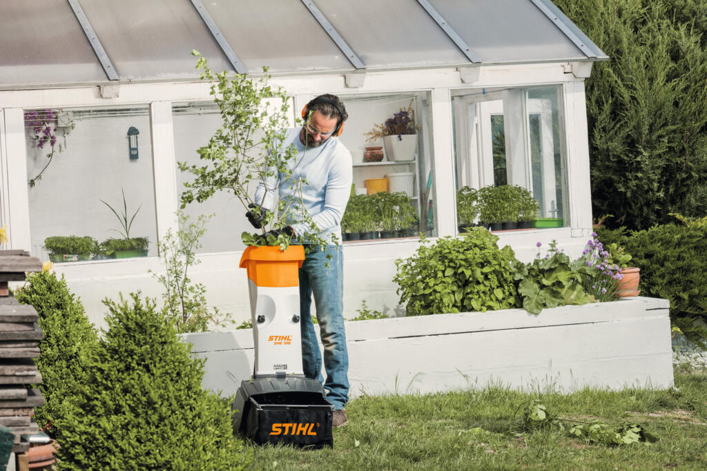 Šakų smulkintuvai: kuris STIHL modelis tinka jūsų sodui?